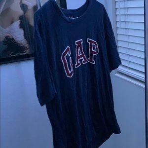 Navy blue gap shirt